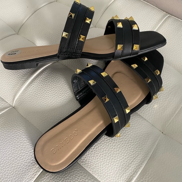 Comfy flats - Picture 2 of 3